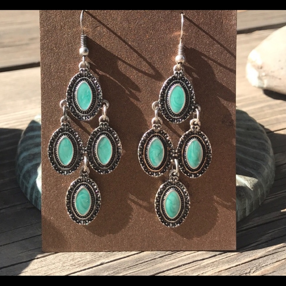Lucky Brand Pendulum Ear Rings